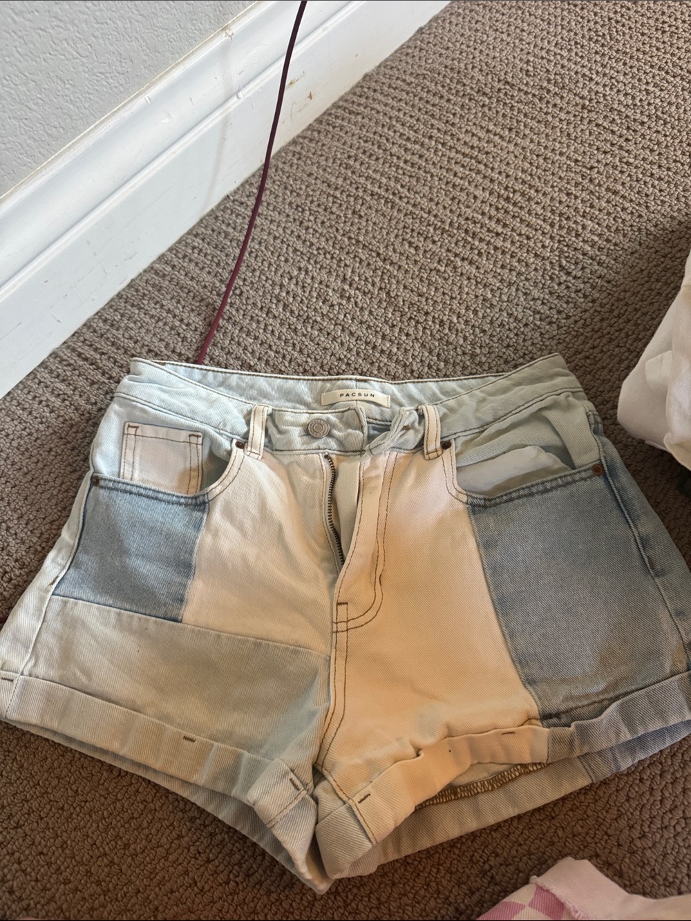 PacSun Two-Tone Patchwork Denim Shorts in Cream & Light Blue